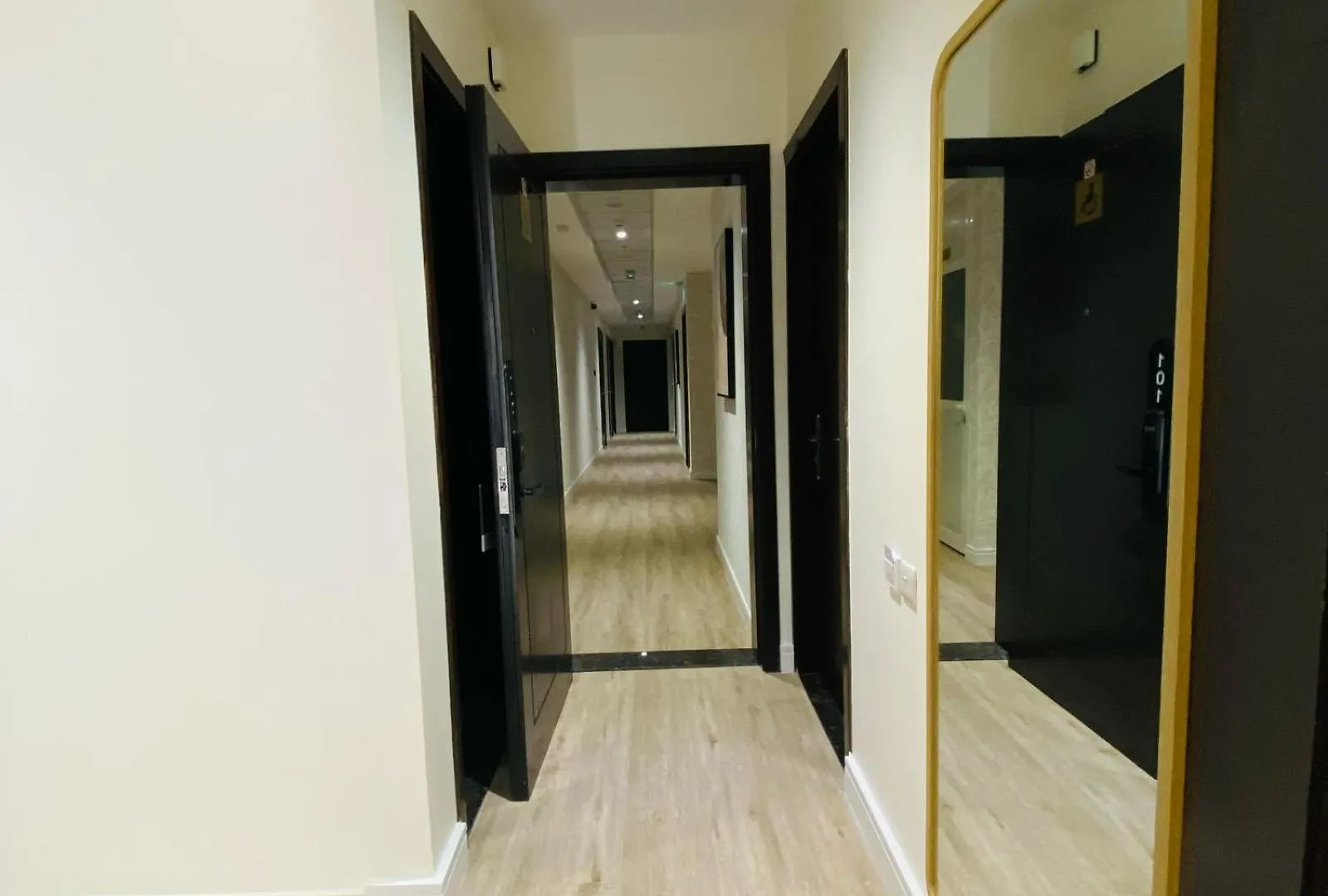 Baithans Hotel - Furnished Apartments Ajman